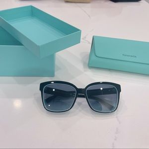 Tiffany & Co. TF4162 square sunglasses